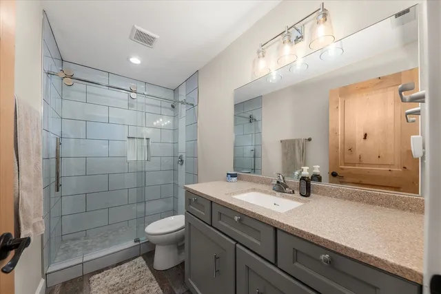 $650,000 | 2609 West Hawthorne Road, Spokane, WA 99208