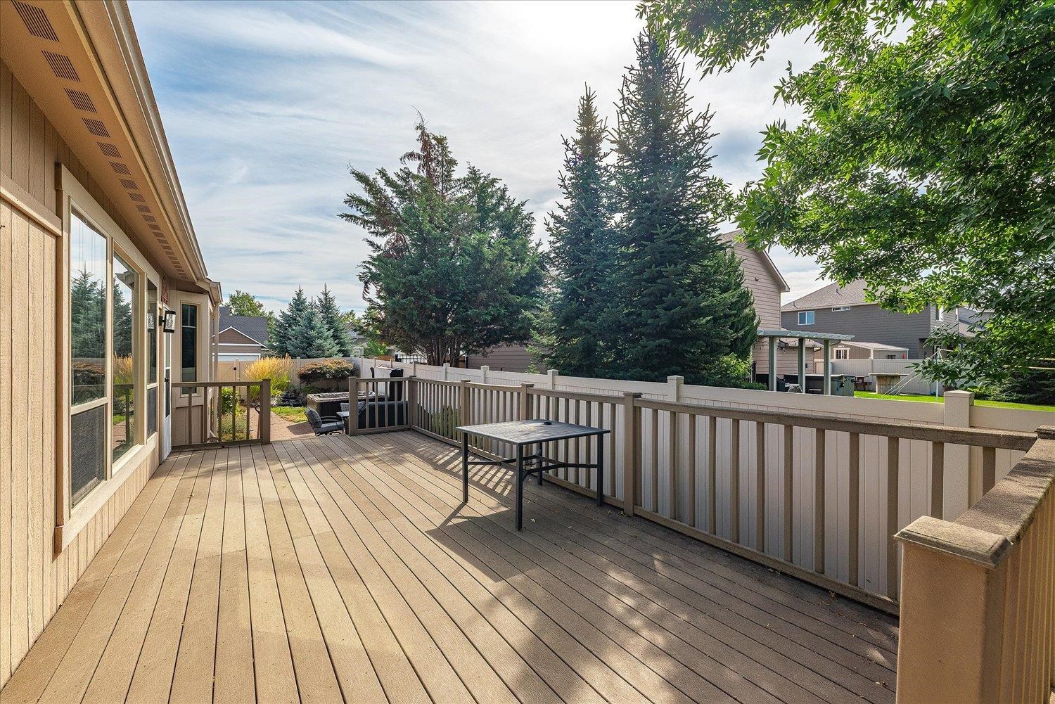 2609 West Hawthorne Road Spokane, WA 99208 - Photo 37 of 50