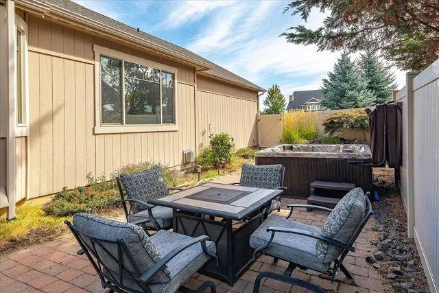 $650,000 | 2609 West Hawthorne Road, Spokane, WA 99208