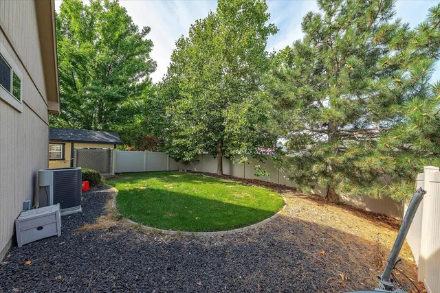 $650,000 | 2609 West Hawthorne Road, Spokane, WA 99208