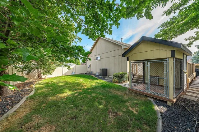 $650,000 | 2609 West Hawthorne Road, Spokane, WA 99208