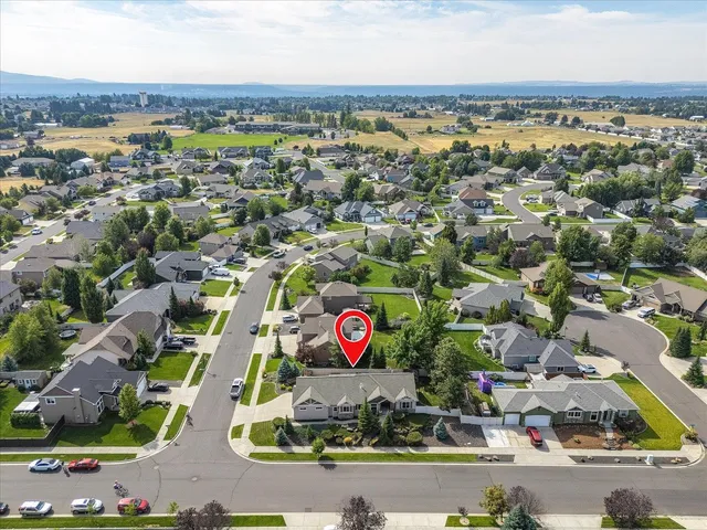 $650,000 | 2609 West Hawthorne Road, Spokane, WA 99208