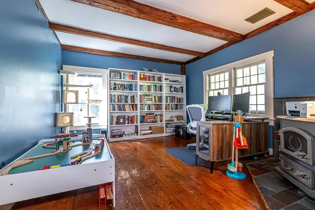 $425,000 | 41 School Street, Warner, NH 03278