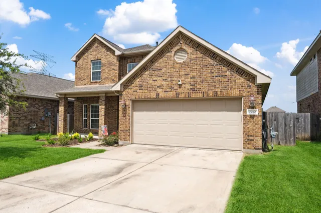 $299,000 | 7910 Brooks Crossing Drive, Baytown, TX 77521