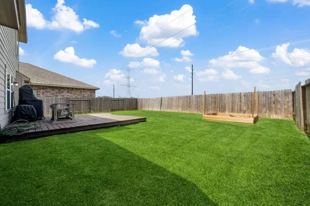 $299,000 | 7910 Brooks Crossing Drive, Baytown, TX 77521