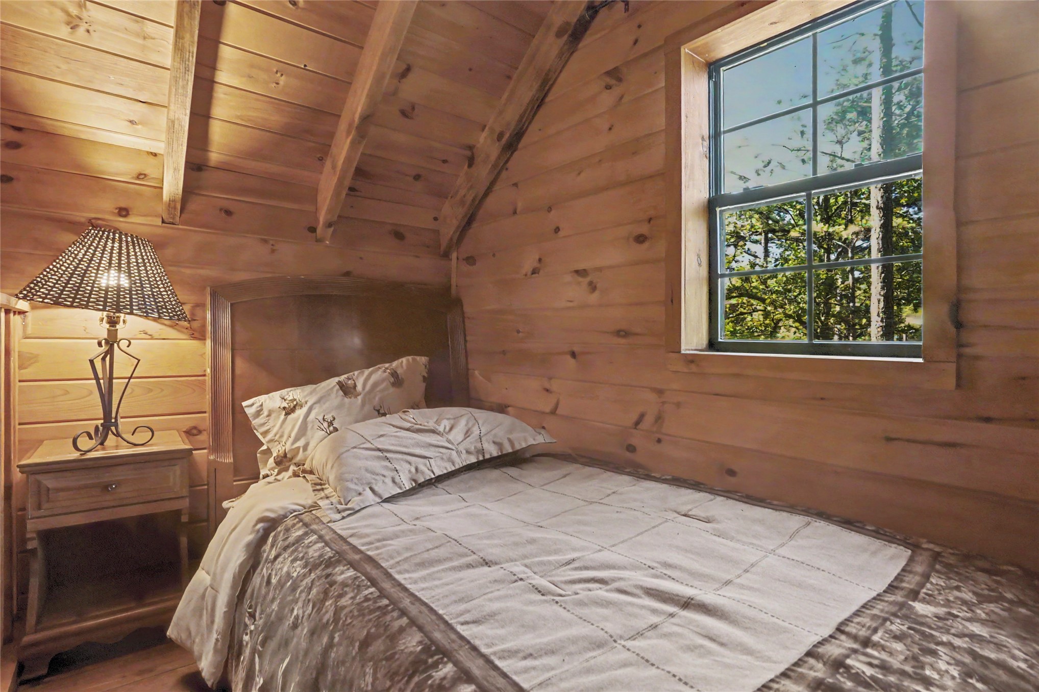 46420 South 590 Road Jay, OK 74346 - Photo 18 of 63 Wood-paneled walls and ceiling with exposed beams