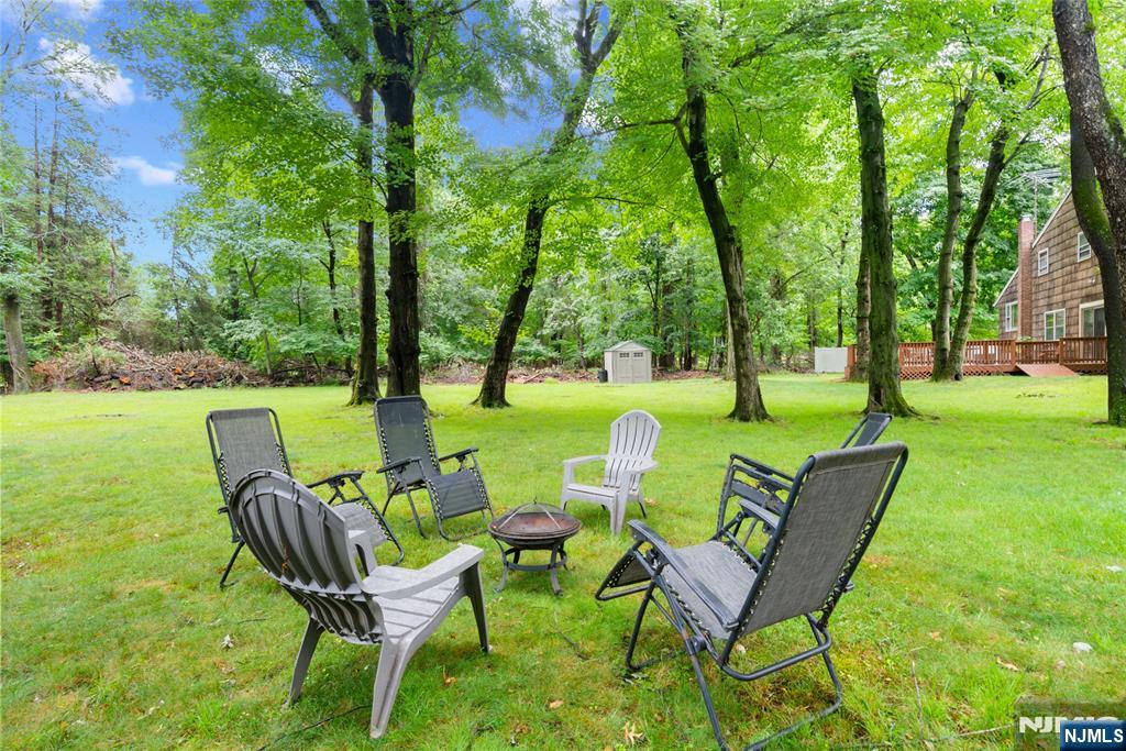 1759 Lilbet Road Teaneck, NJ 07666 - Photo 35 of 41