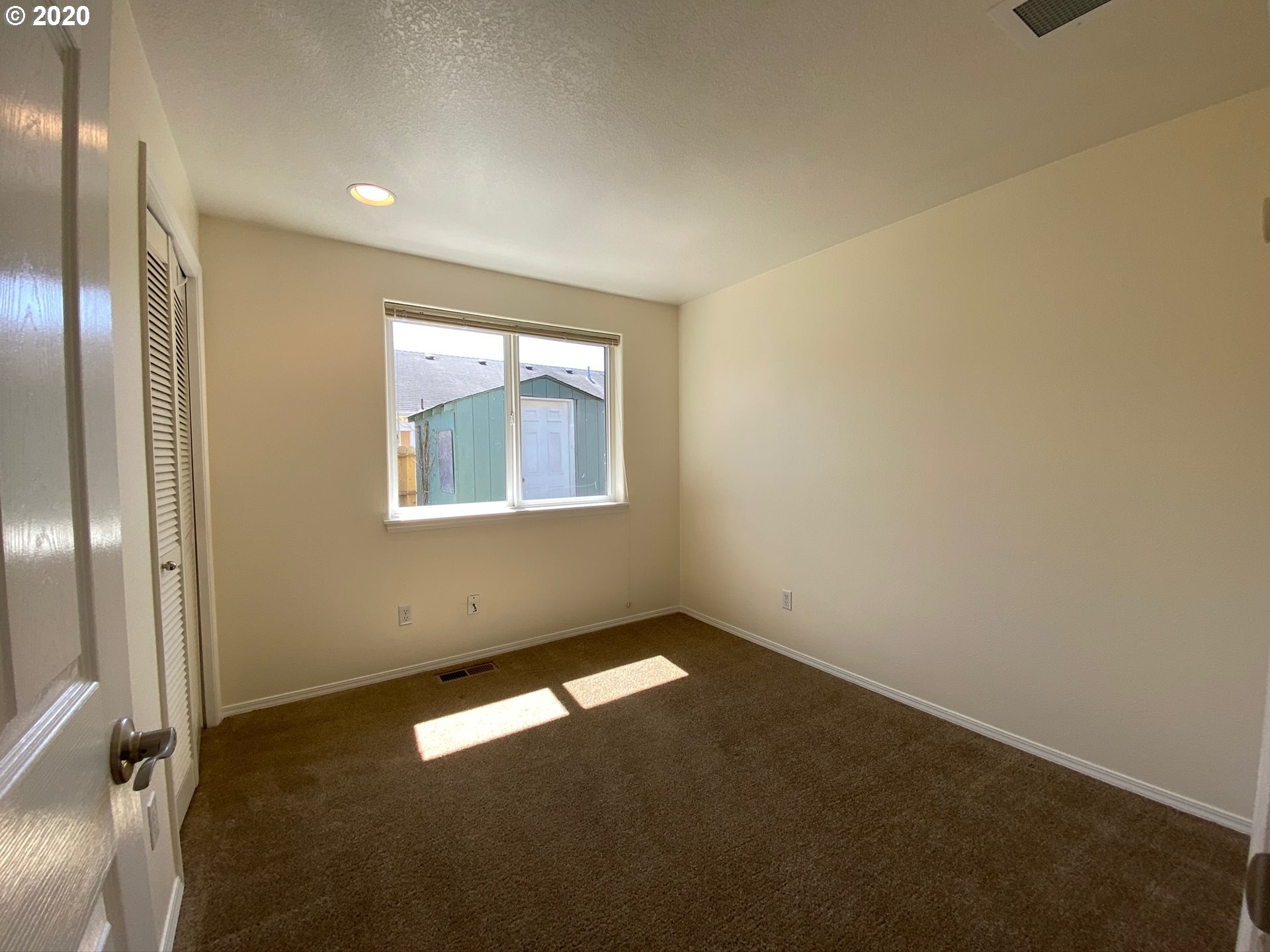 4145 Virginia Avenue Springfield, OR 97478 - Photo 12 of 26