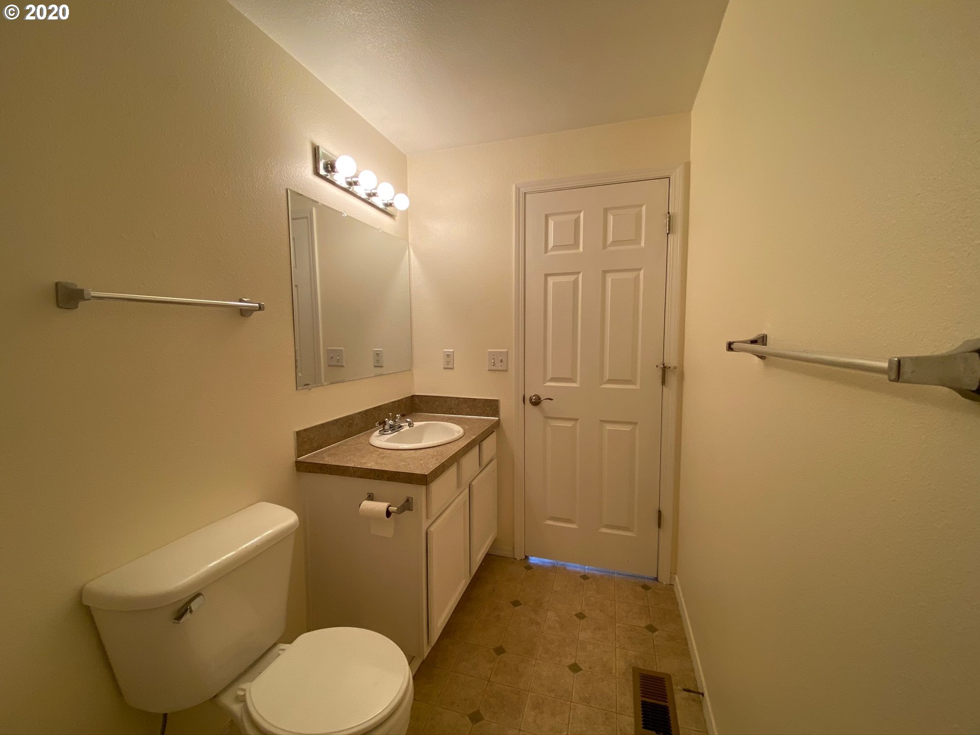 4145 Virginia Avenue Springfield, OR 97478 - Photo 18 of 26