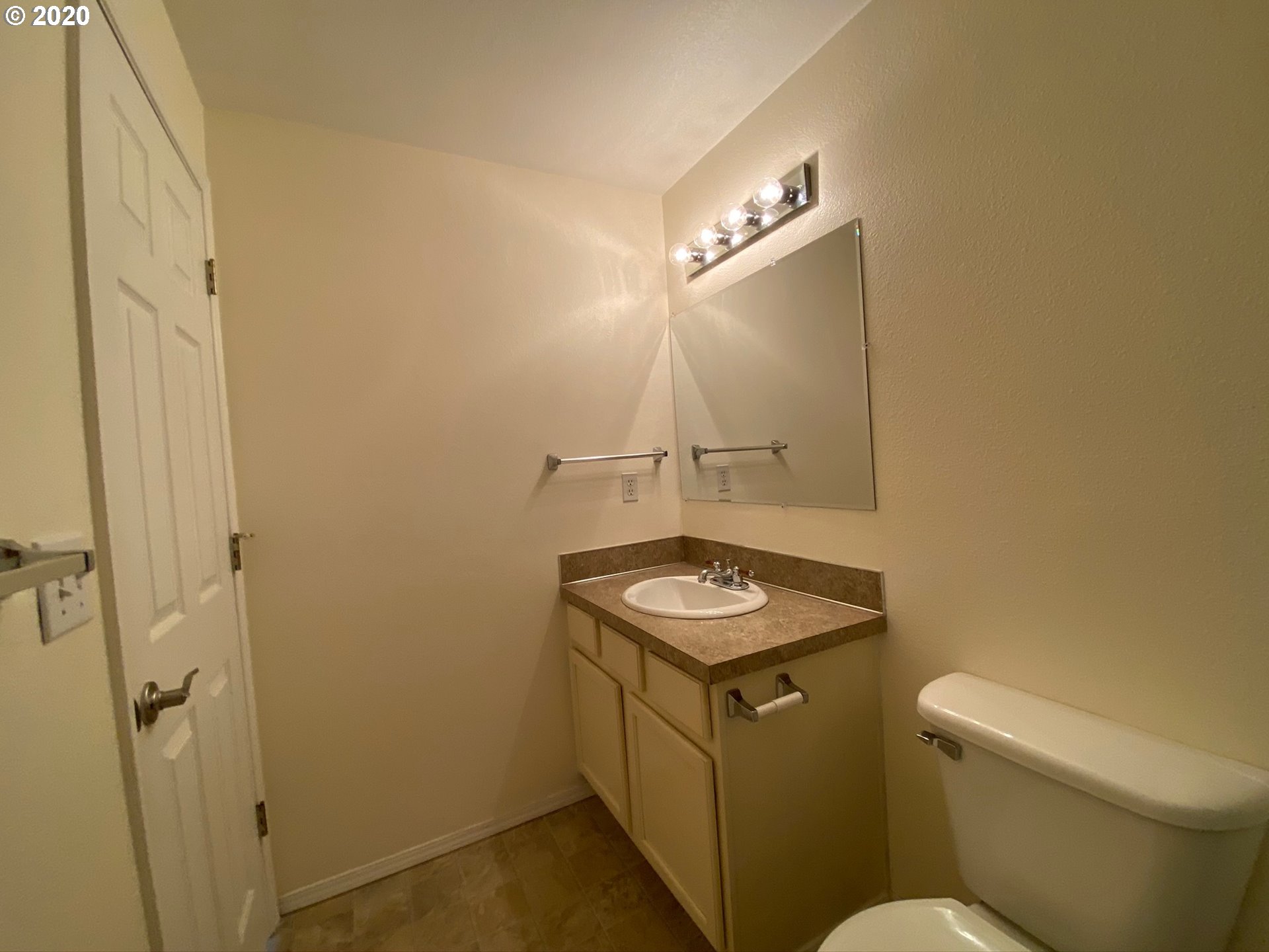 4145 Virginia Avenue Springfield, OR 97478 - Photo 20 of 26