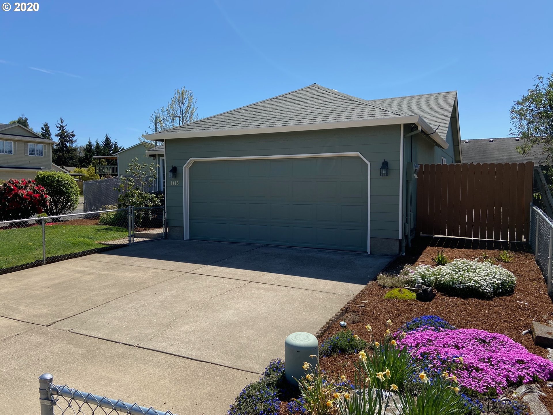 4145 Virginia Avenue Springfield, OR 97478 - Photo 3 of 26