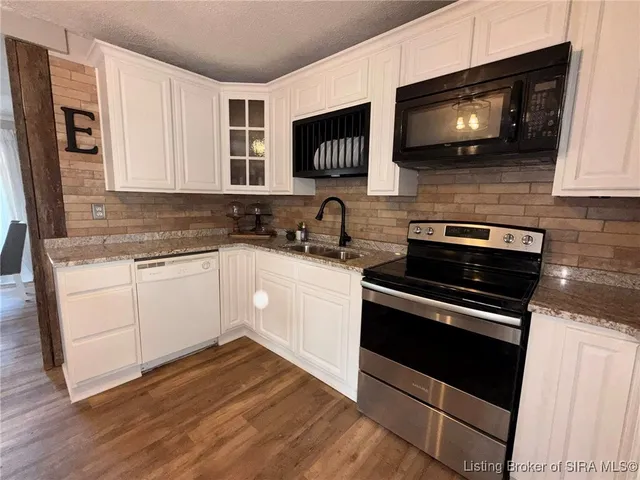 $249,900 | 10 Thomas Court, Scottsburg, IN 47170