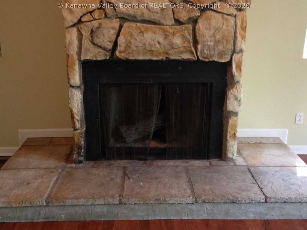 1112 Emerald Road Charleston, WV 25314 - Photo 15 of 18 Gallery Image 15