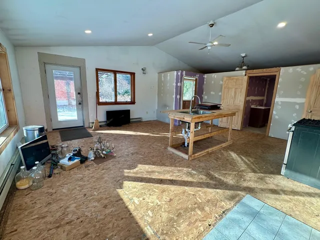 $359,900 | 138 Stone Pond Road, Marlow, NH 03456