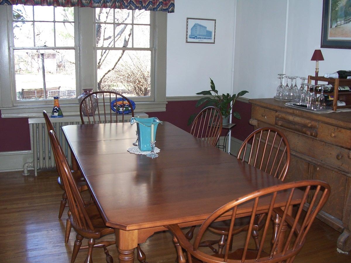 1873 Arlington Road Southwest Roanoke, VA 24015 - Photo 4 of 13 Dining Room