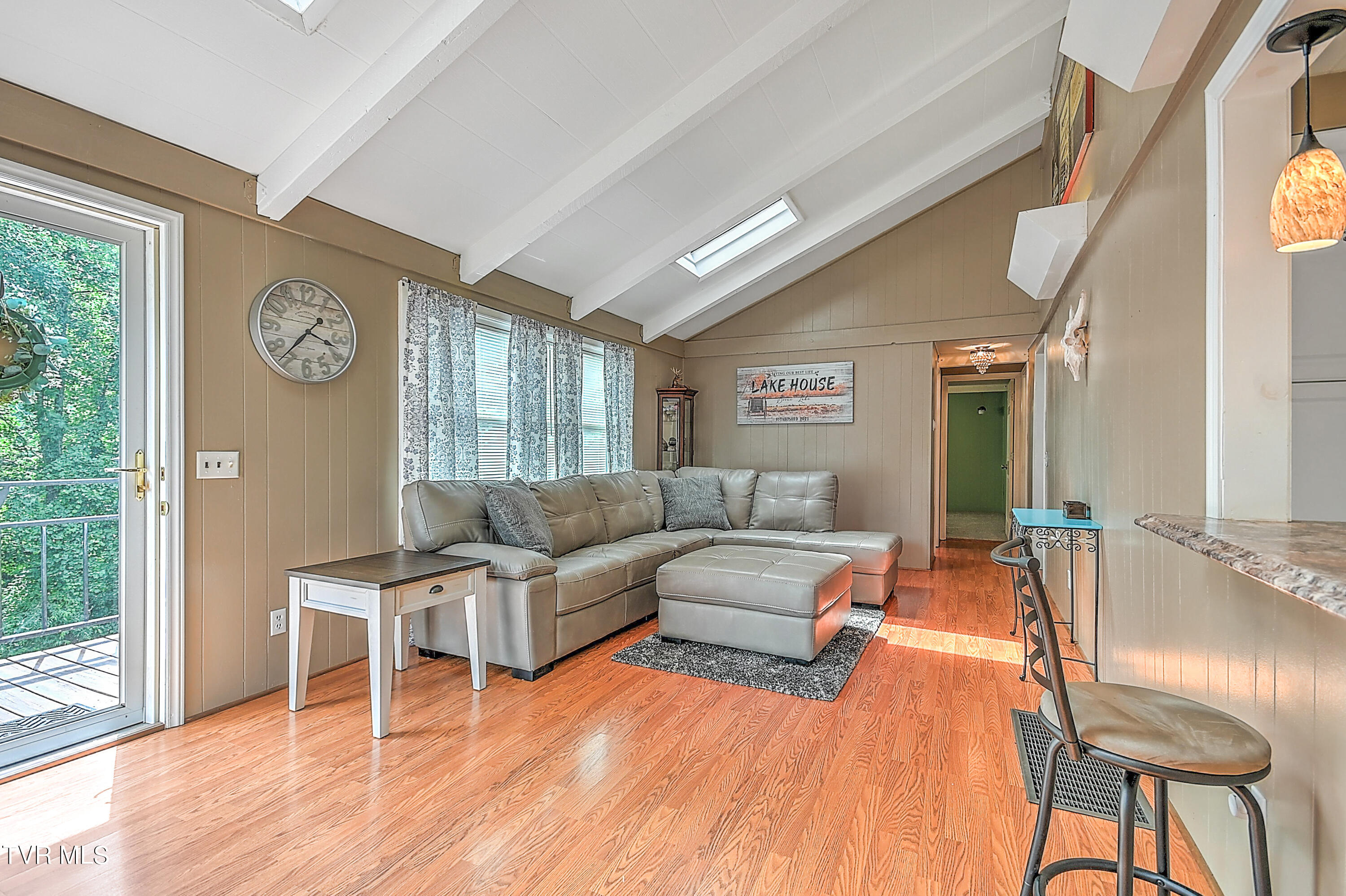 412 Lakeshore Road Bluff City, TN 37618 - Photo 27 of 57 412 Lakeshore RA-27