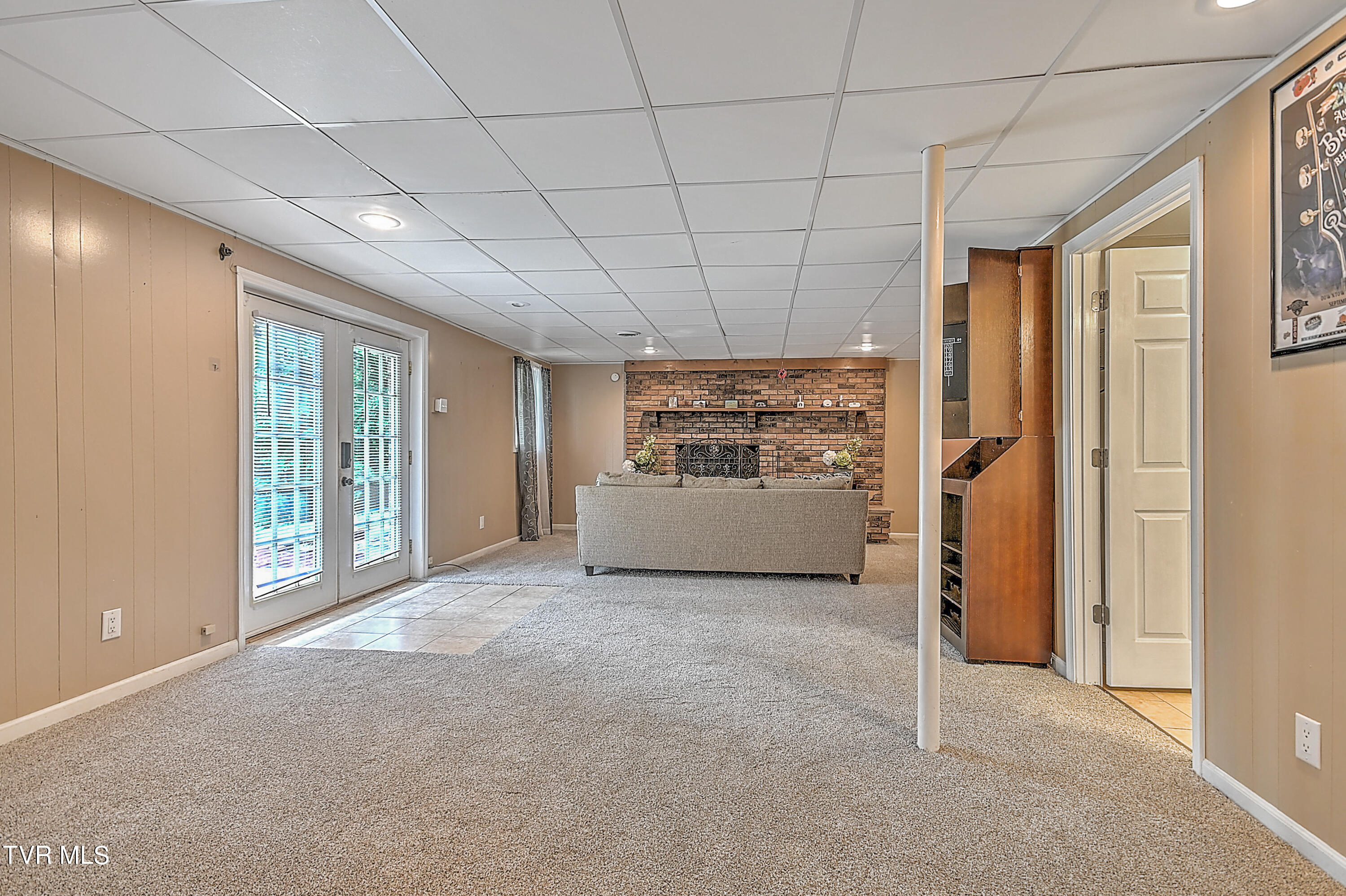412 Lakeshore Road Bluff City, TN 37618 - Photo 51 of 57 412 Lakeshore RA-18