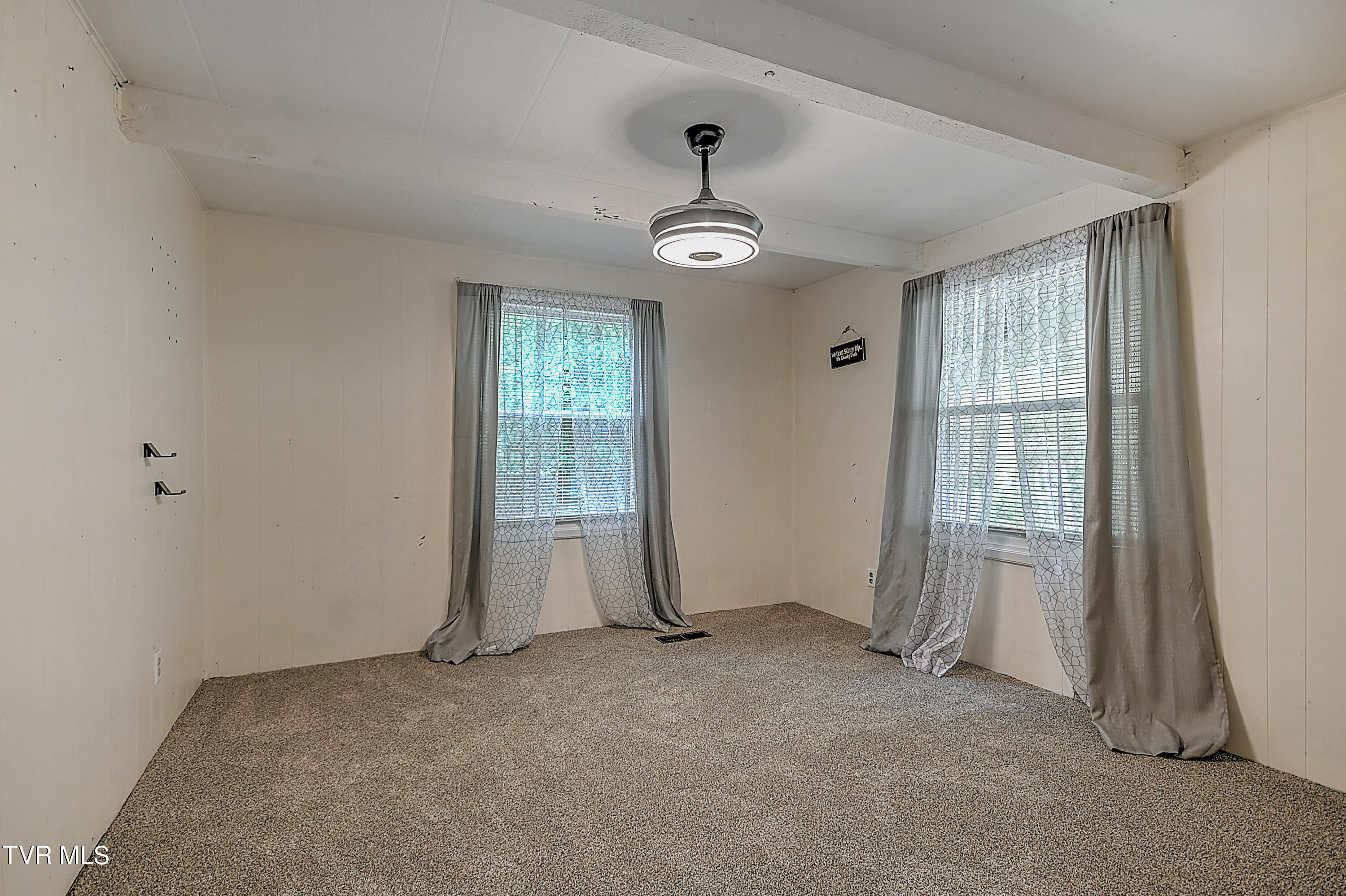 412 Lakeshore Road Bluff City, TN 37618 - Photo 54 of 57 412 Lakeshore RA-39