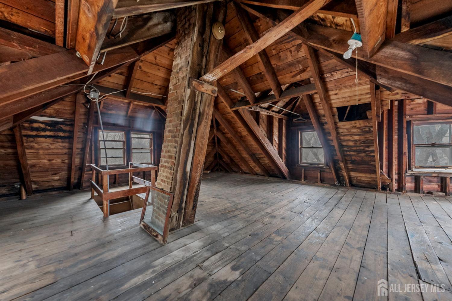 43 Main Street Englishtown, NJ 07726 - Photo 27 of 38