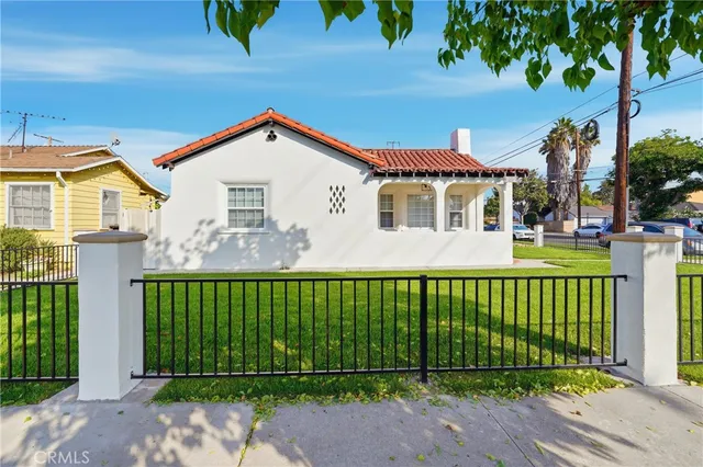 $999,000 | 800 North Janss Street, Anaheim, CA 92805