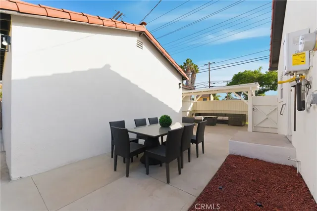$999,000 | 800 North Janss Street, Anaheim, CA 92805