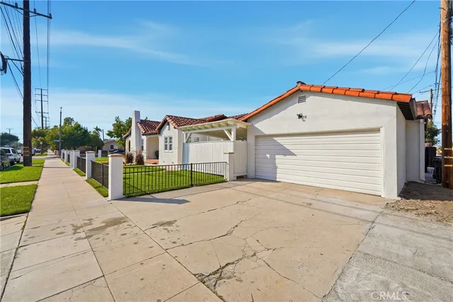 $999,000 | 800 North Janss Street, Anaheim, CA 92805