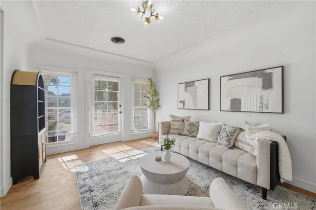 $999,000 | 800 North Janss Street, Anaheim, CA 92805