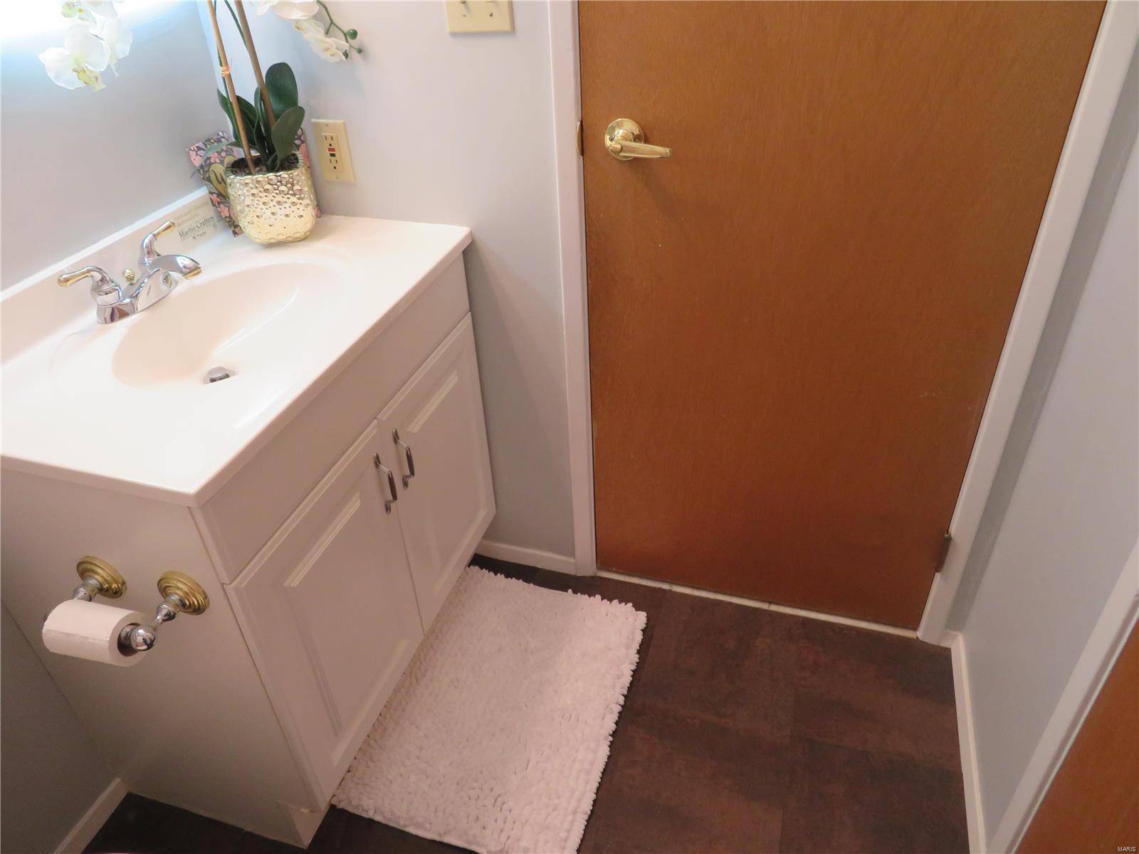 6 Bunker Hill Road Belleville, IL 62221 - Photo 19 of 26 Gallery Image 19