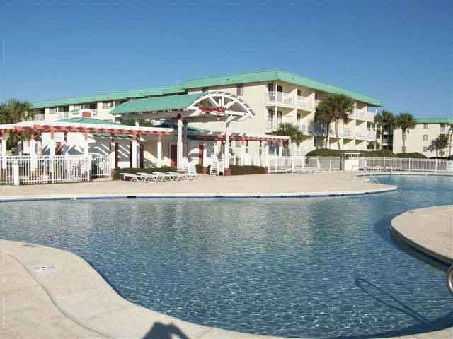 645 Plantation Road, Unit 6502 Gulf Shores, AL 36542 - Photo 7 of 32 Outdoor Pool