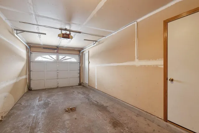 $225,000 | 14025 44th Place North, Unit 4, Plymouth, MN 55446