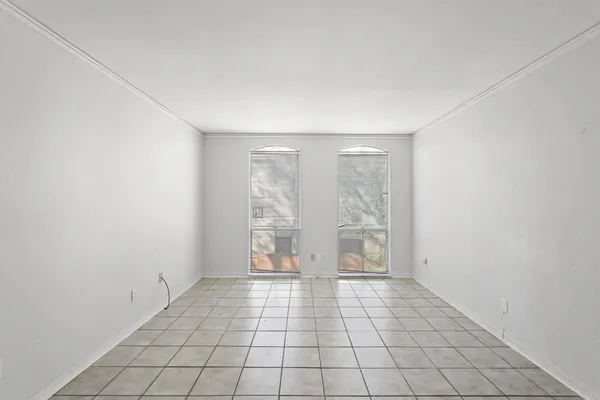 $1,150 | 4637 Wild Indigo Street, Unit 492, Houston, TX 77027