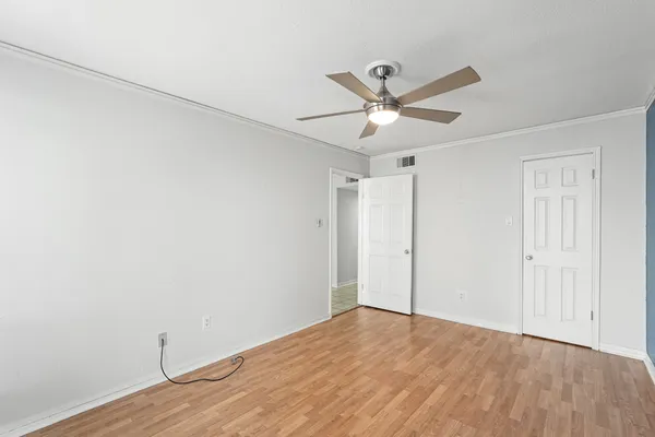 $1,150 | 4637 Wild Indigo Street, Unit 492, Houston, TX 77027