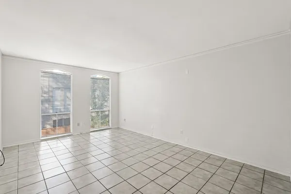 $1,150 | 4637 Wild Indigo Street, Unit 492, Houston, TX 77027