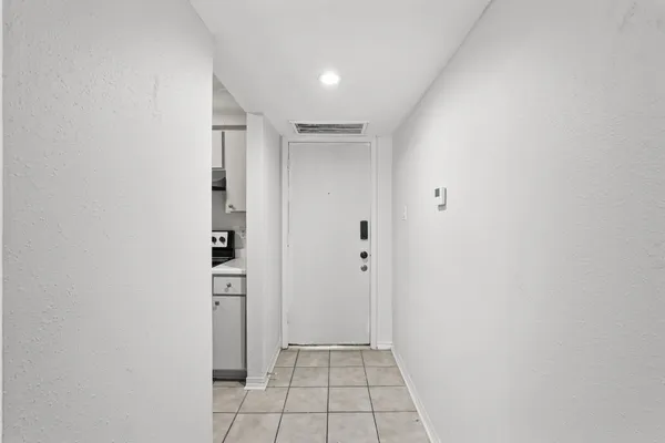 $1,150 | 4637 Wild Indigo Street, Unit 492, Houston, TX 77027