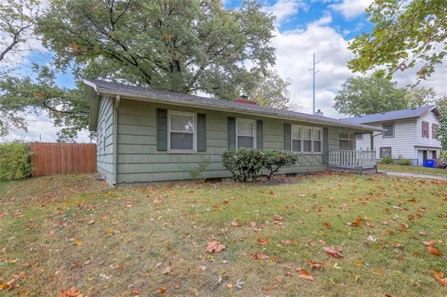 $279,000 | 12122 West 92nd Street, Lenexa, KS 66215