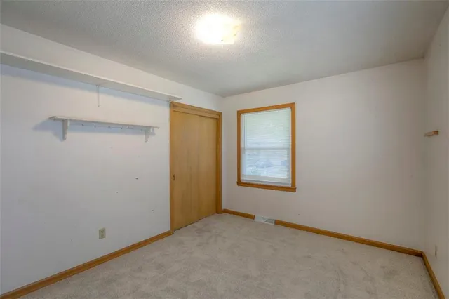 $279,000 | 12122 West 92nd Street, Lenexa, KS 66215