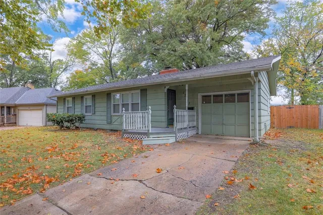 $279,000 | 12122 West 92nd Street, Lenexa, KS 66215