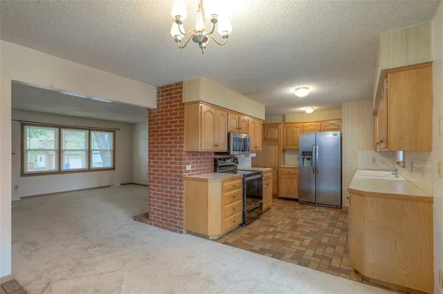 $279,000 | 12122 West 92nd Street, Lenexa, KS 66215