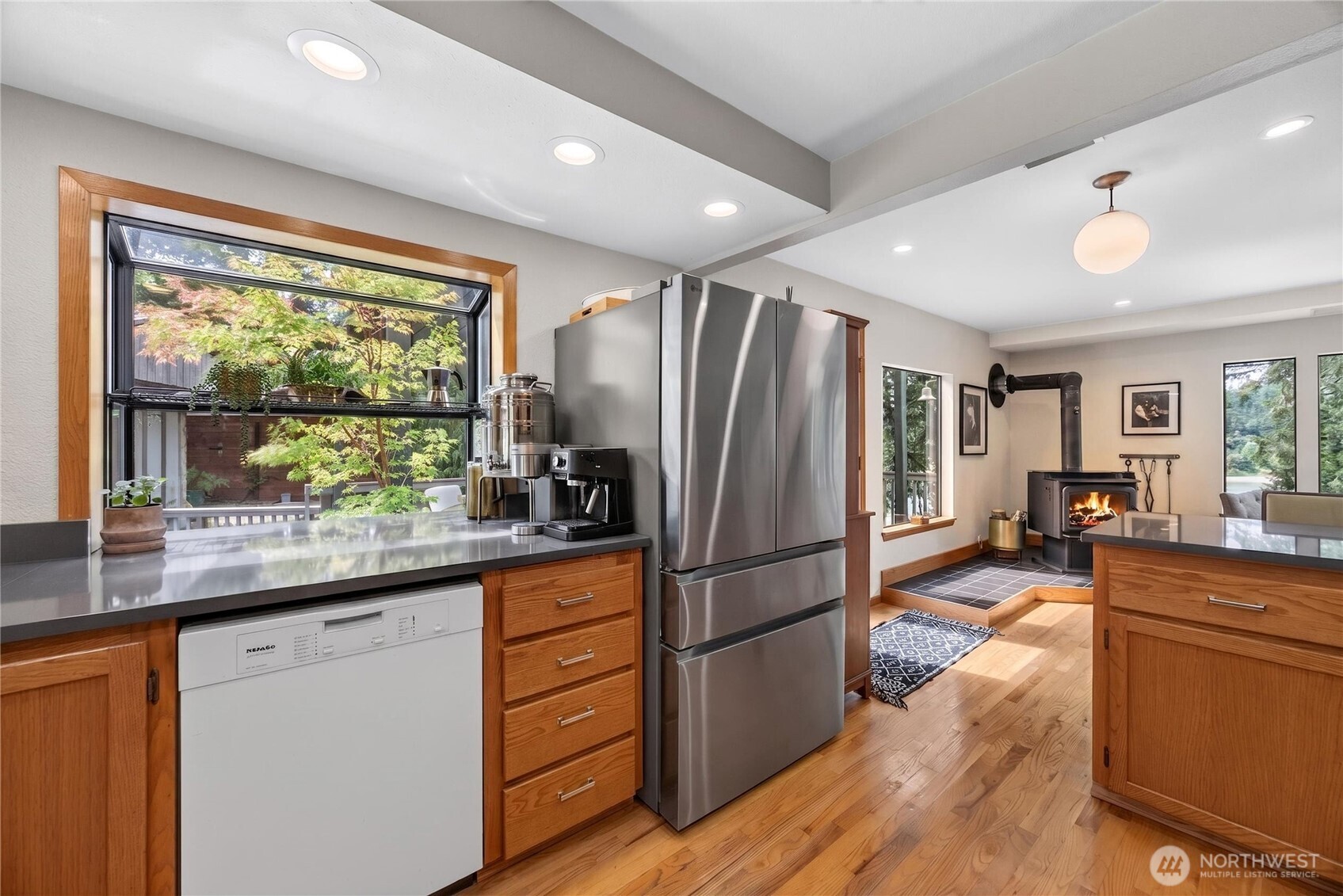 16409 Hoff Road Northwest Lakebay, WA 98349 - Photo 13 of 40 Gallery Image 13
