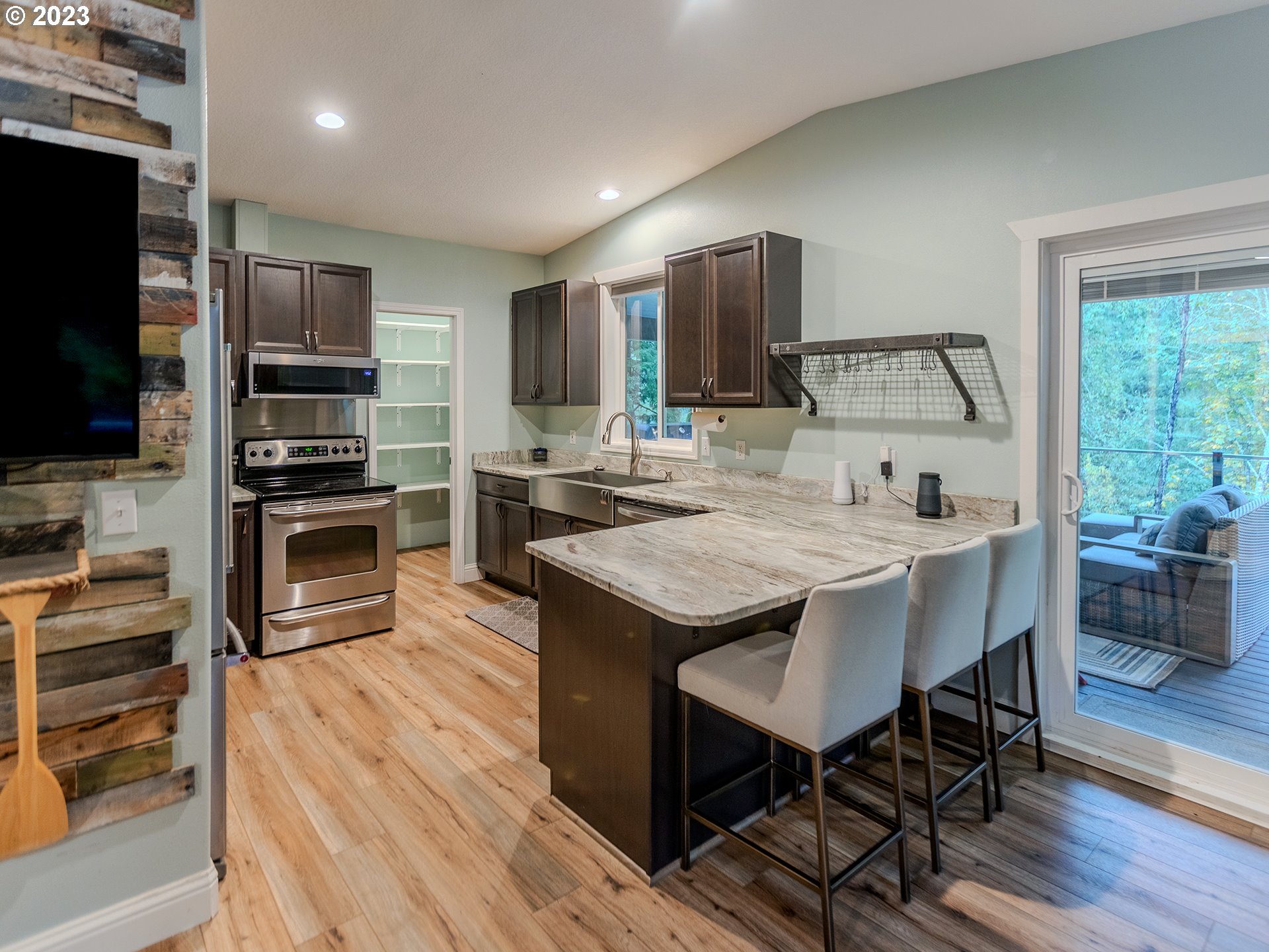 502 River Road Washougal, WA 98671 - Photo 11 of 41 Gallery Image 11