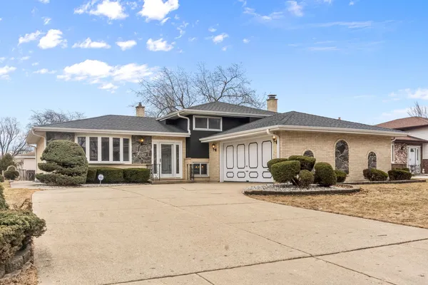 $494,900 | 501 South Cherry Street, Itasca, IL 60143