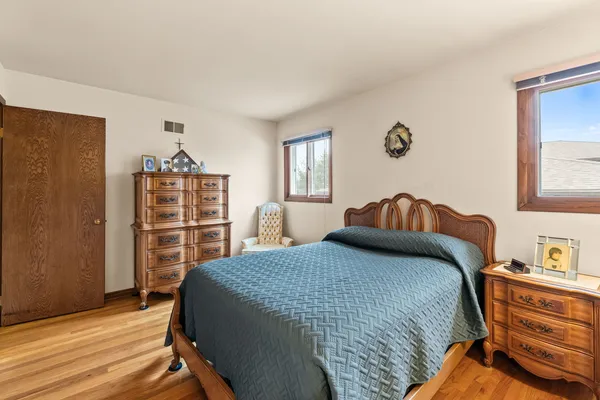 $494,900 | 501 South Cherry Street, Itasca, IL 60143