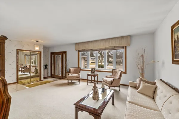 $494,900 | 501 South Cherry Street, Itasca, IL 60143