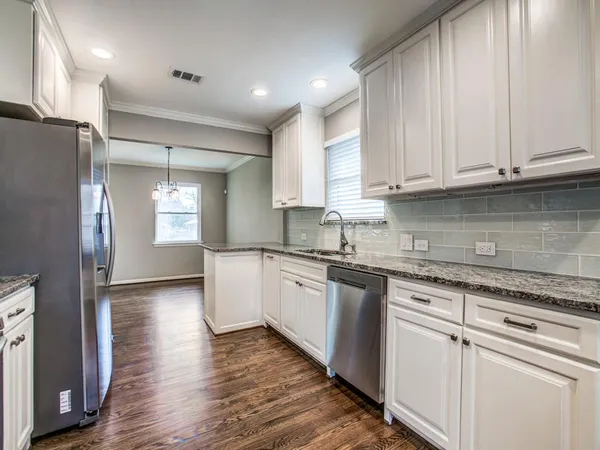 $2,950 | 720 James Drive, Richardson, TX 75080