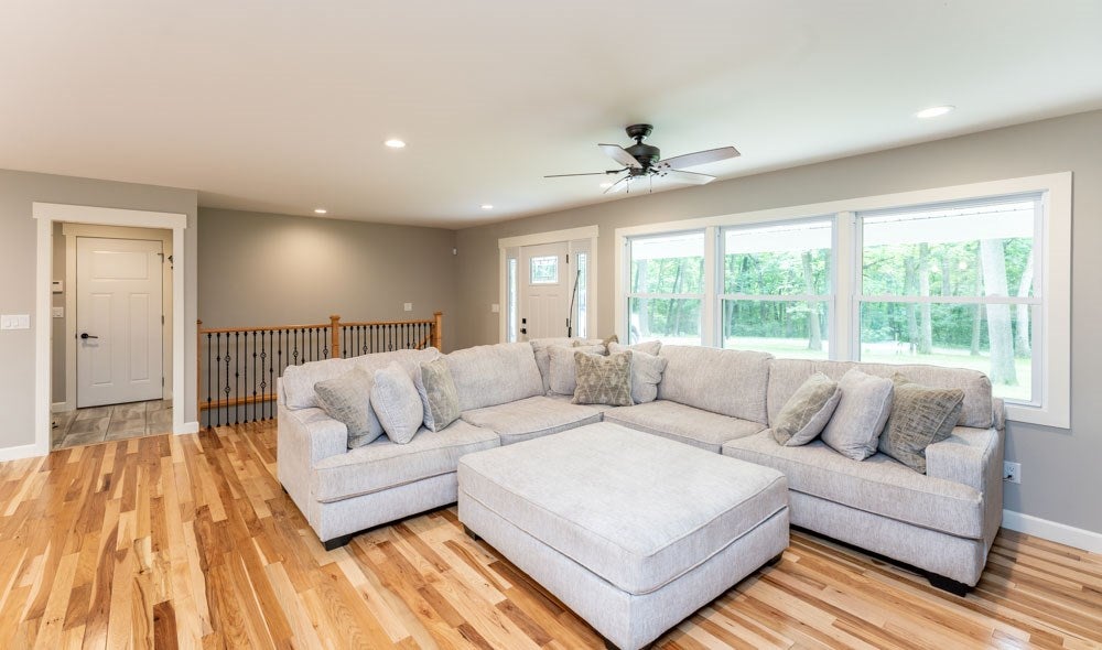 3382 Mohawk Road Northeast Solon, IA 52333 - Photo 12 of 42 Gallery Image 12