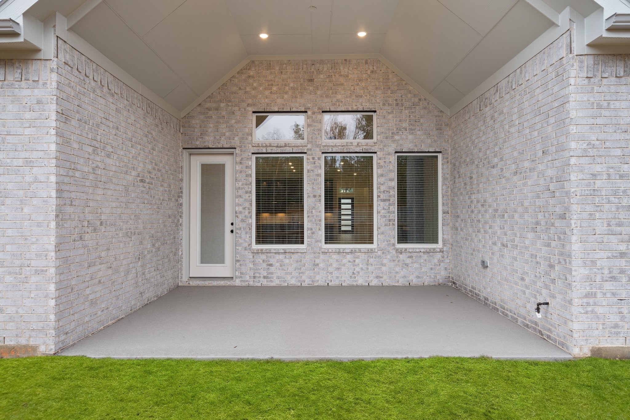 414 Lone Ranger Drive Montgomery, TX 77316 - Photo 34 of 41 Representative Photo