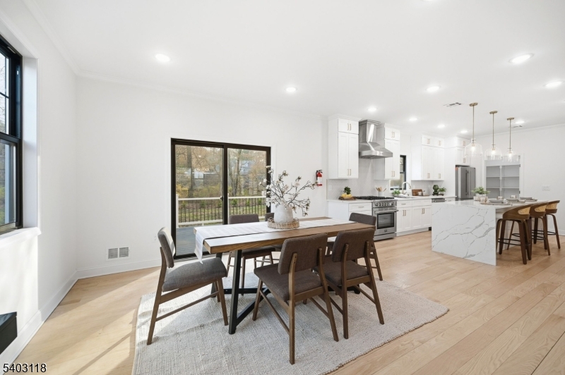 85 Kings Road Chatham, NJ 07928 - Photo 11 of 44