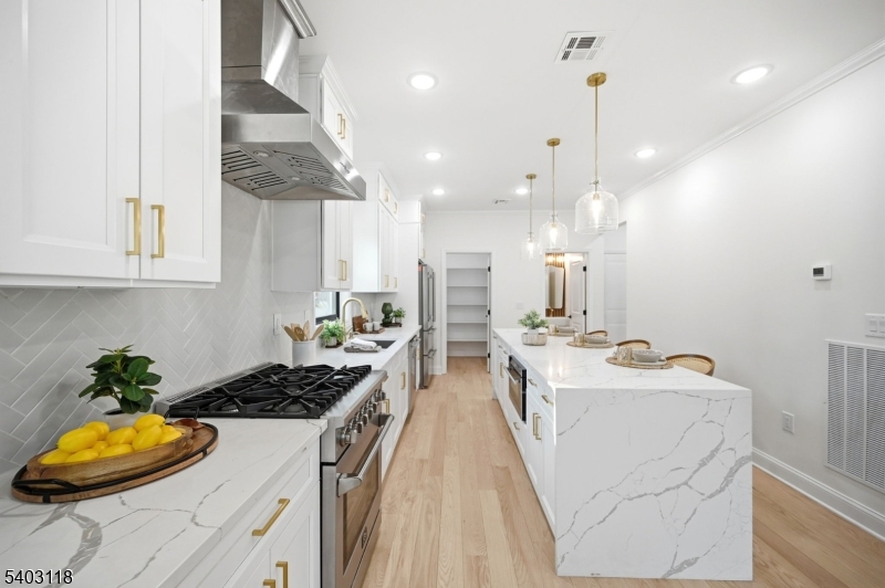 85 Kings Road Chatham, NJ 07928 - Photo 16 of 44