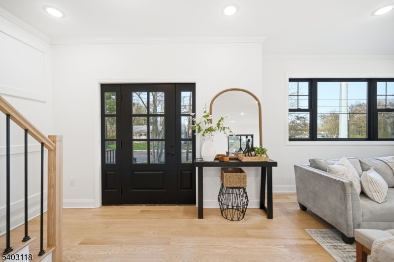 85 Kings Road Chatham, NJ 07928 - Photo 2 of 44