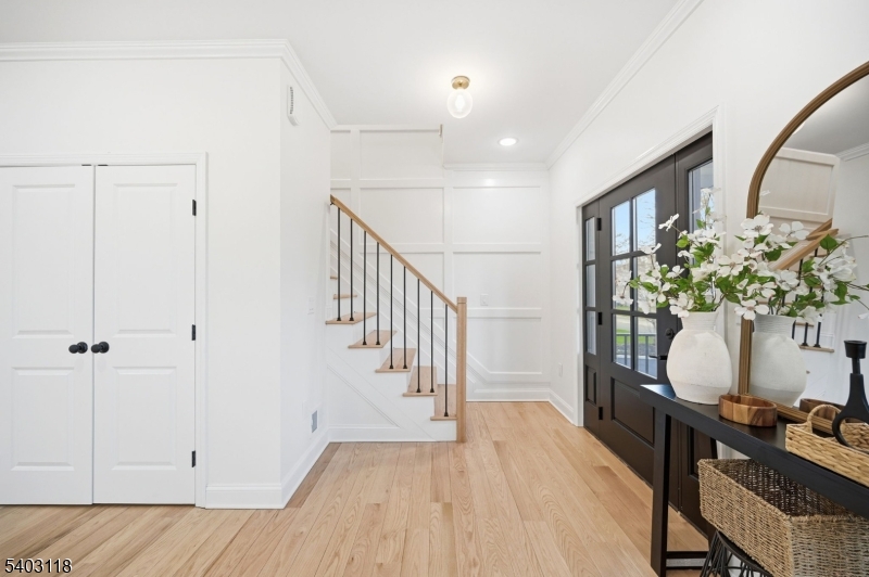 85 Kings Road Chatham, NJ 07928 - Photo 3 of 44